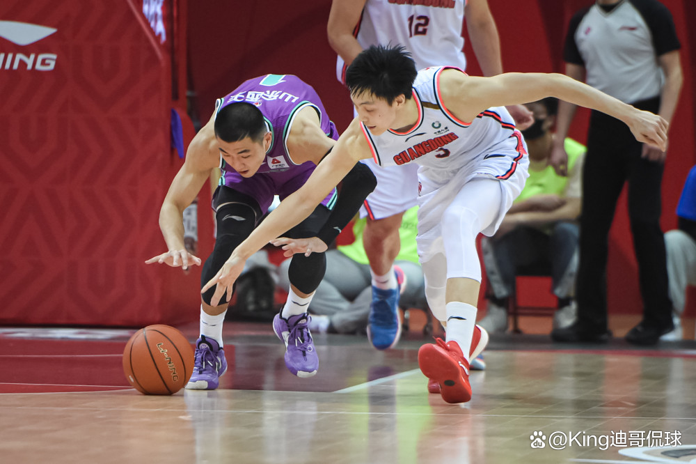 欧宝官网 -加时末段CBA常规赛焦点战，深圳男篮远射贴柱，压力陡增，年轻球员得到机会的简单介绍